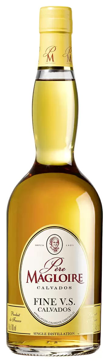 Кальвадос Pere Magloire Fine VS Pays d'Auge AOC 0.7 л