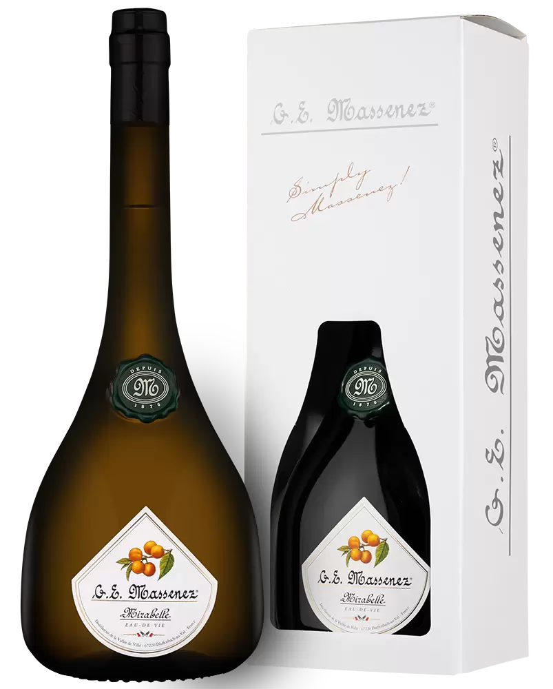 Бренди G E Massenez Eau-de-Vie Mirabelle 0.7 л в подарочной упаковке