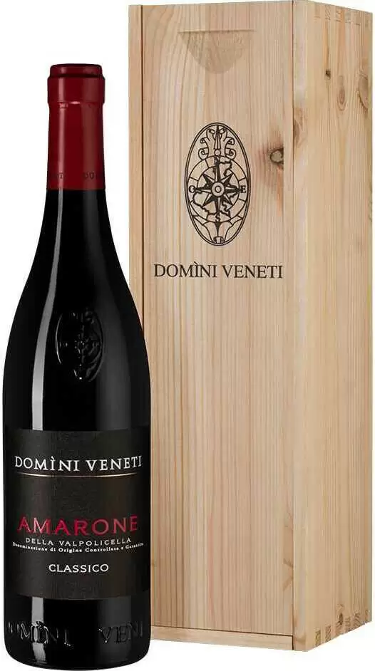 Вино Domini Veneti Amarone della Valpolicella Classico 2018 г. 0.75 л Gift Box