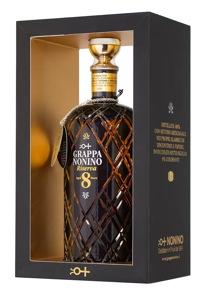 Граппа Nonino Riserva 8 Years Old 0.7 л Gift Box Woden Set 1 Decanter