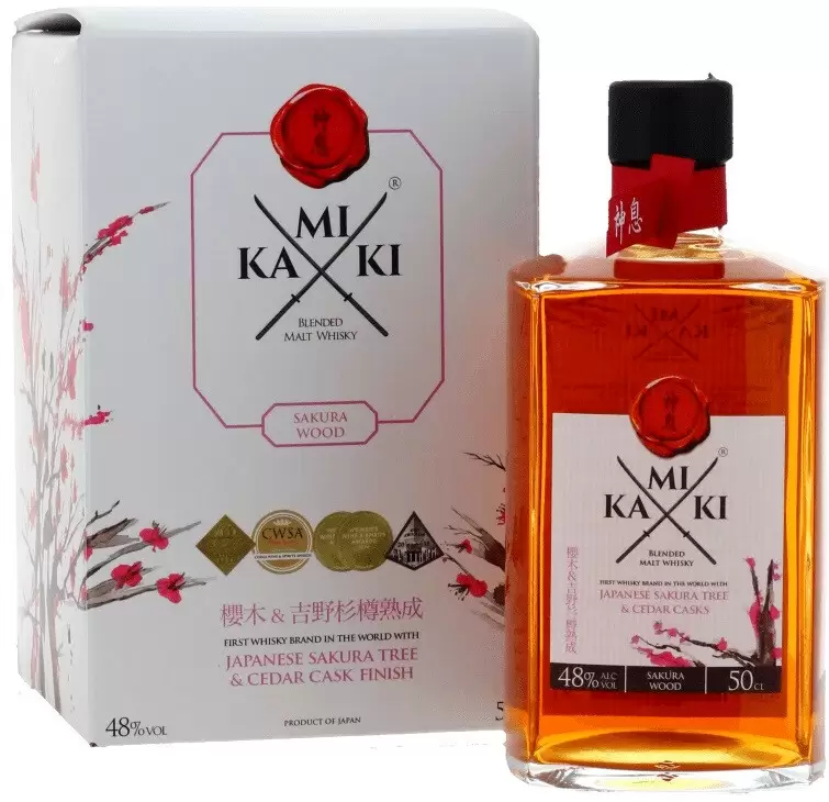 Виски Kamiki Sakura Wood Blended Malt 0.5 л Gift Box