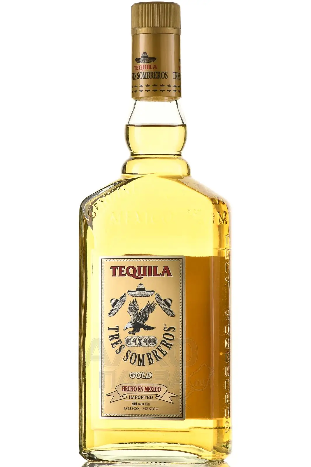 Текила Tres Sombreros Gold 0.7 л