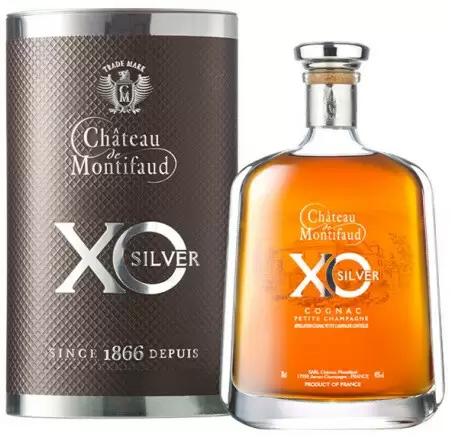 Коньяк Petite Champagne AOC Chateau de Montifaud XO Silver Attitude 0.7 л Gift Box Set 1 Decanter