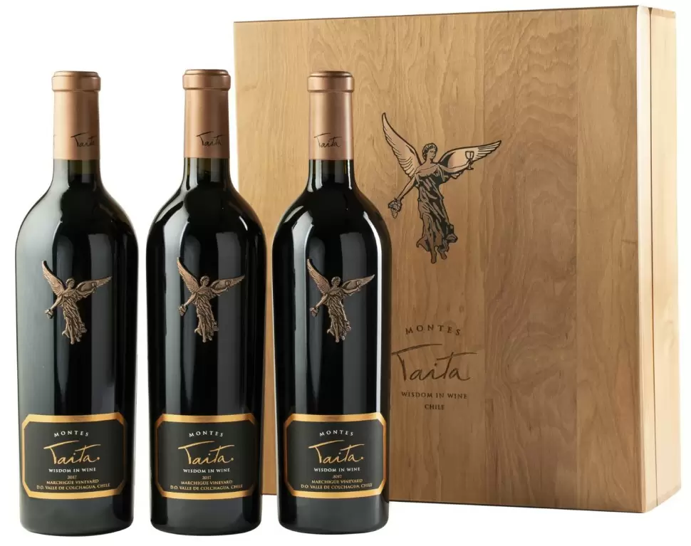 Вино Montes Taita 3 Bottles 2017 г. 0.75 л в подарочной упаковке