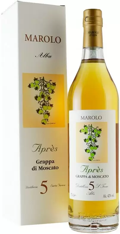 Граппа Distilleria Marolo Apres Grappa di Moscato 5 Years Old 0.7 л в подарочной упаковке