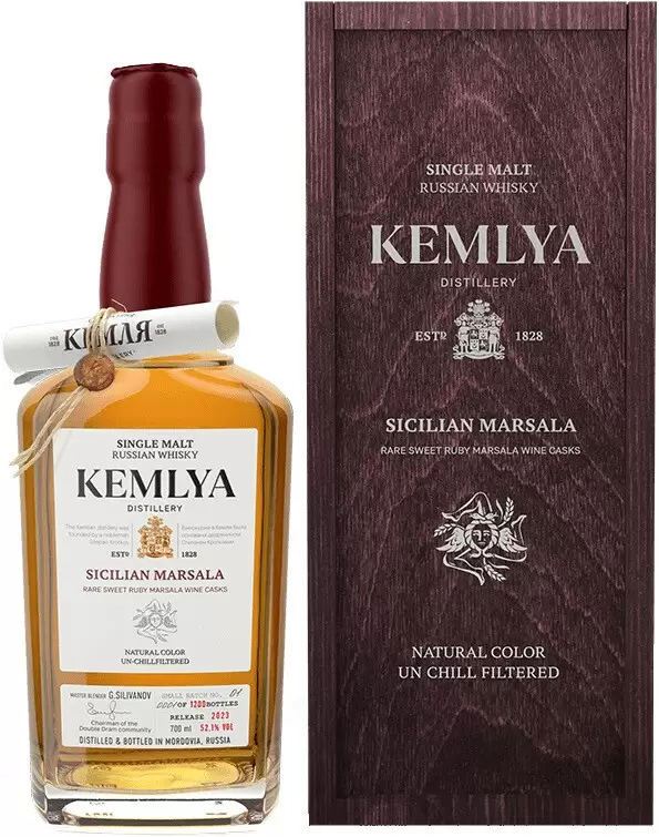 Виски Kemlya Sicilian Marsala 0.7 л в подарочной упаковке