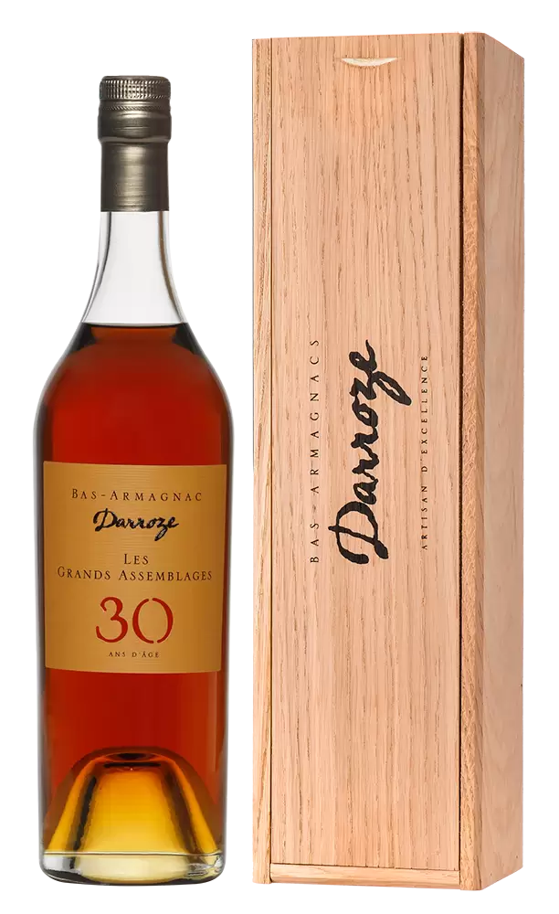 Арманьяк Les Grands Assemblages 30 Ans d'Age Bas-Armagnac 0.7 л в подарочной упаковке (дерево)