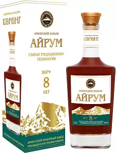 Коньяк Айрум 8 Лет 0.5 л Gift Box