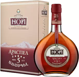 Коньяк Ной Араспел 5 Лет 0.5 л Gift Box