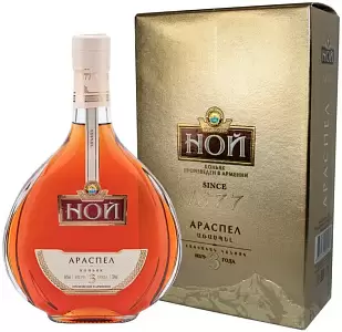 Коньяк Ной Араспел 3 Года 0.7 л Gift Box