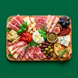 Закуски, салаты и антипасто