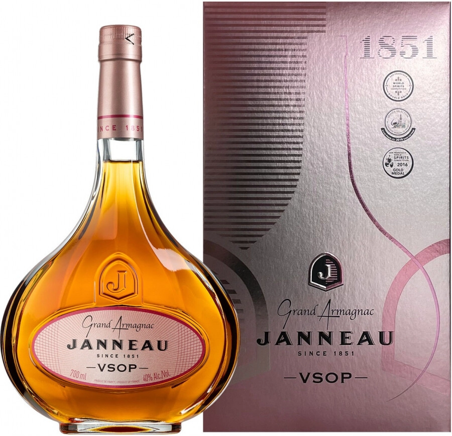 Арманьяк Janneau VSOP 0.7 л Gift Box