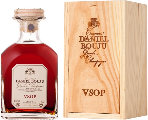 Коньяк Daniel Bouju VSOP Grande Champagne 0.7 л Gift Box Set 1 Decanter