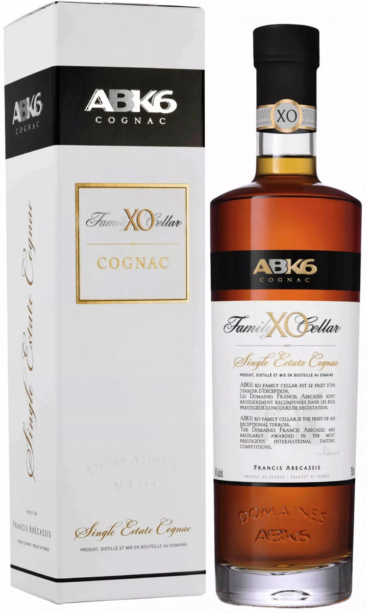 Коньяк ABK6 Family Cellar XO 0.7 л в подарочной упаковке