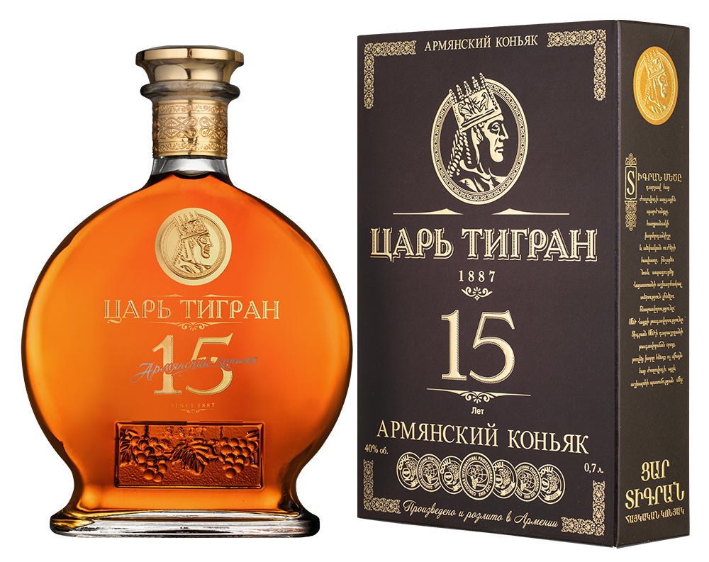 Бренди Царь Тигран 15 лет 0.7 л Gift Box