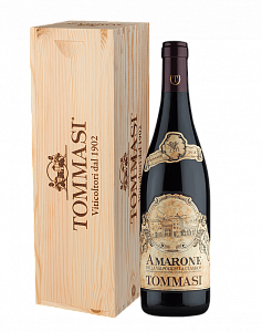 Красное Полусухое Вино Tommasi Amarone della Valpolicella DOCG Classico 2016 г. 0.75 л Gift Box