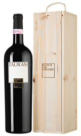 Вино Taurasi 2016 г. 1.5 л Gift Box