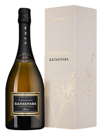 Игристое вино Балаклава Шардоне Брют 0.75 л Gift Box