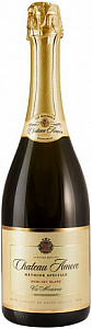 Белое Полусухое Игристое вино Chateau Amore 0.75 л