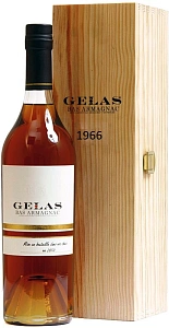 Арманьяк Maison Gelas Bas Armagnac 1966 г. 0.7 л в подарочной упаковке