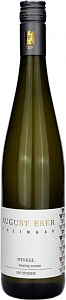 Белое Сухое Вино August Eser Winkel Riesling Trocken 0.75 л