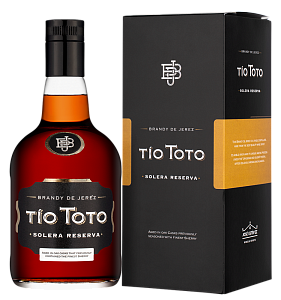 Бренди Tio Toto Solera Reserva 0.7 л в подарочной упаковке