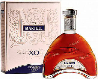 Коньяк Martell XO Extra Old 0.7 л в подарочной упаковке