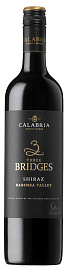 Вино Shiraz Three Bridges Calabria 0.75 л