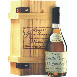 Коньяк Menard Ancestrale Reserve de Famille 0.7 л Gift Box