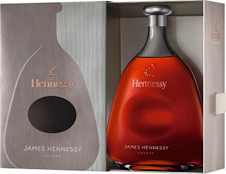 Коньяк James Hennessy 0.7 л Gift Box