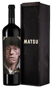 Красное Сухое Вино Matsu El Viejo 1.5 л в подарочной упаковке дерево