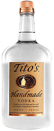 Водка Tito's Handmade Vodka 1.75 л