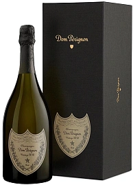 Шампанское Dom Perignon 2010 г. 0.75 л в подарочной упаковке