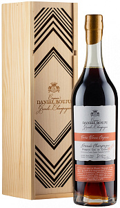 Коньяк Daniel Bouju Tres Vieux Grande Champagne 0.7 л Gift Box