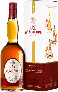 Кальвадос Pere Magloire VSOP Pays d'Auge AOC 0.5 л Gift Box