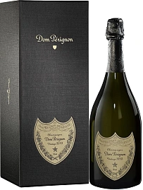 Шампанское Dom Perignon 2013 г. 0.75 л в подарочной упаковке