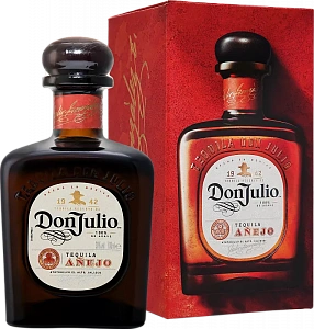 Текила Don Julio Anejo 0.7 л в подарочной упаковке