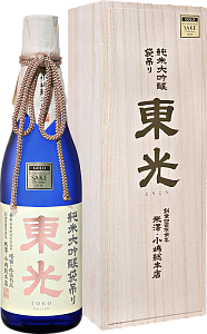 Саке Toko Junmai Daiginjo Drip 0.72 л Gift Box