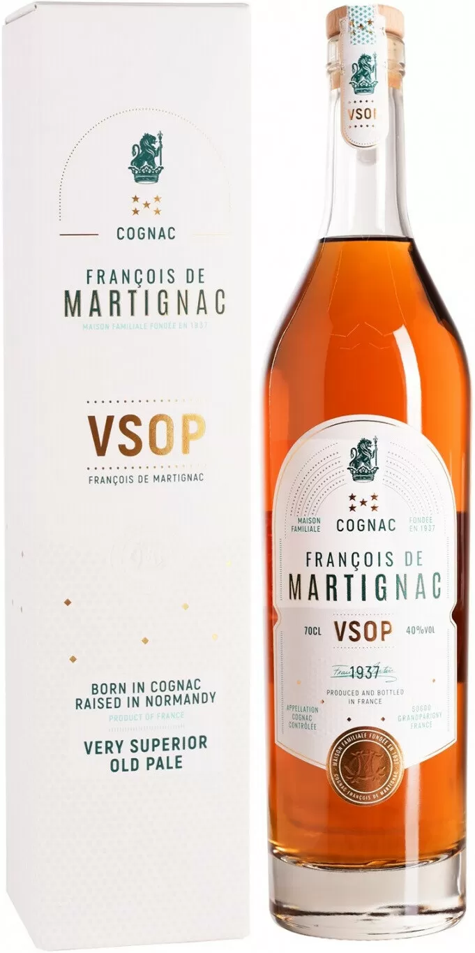 Коньяк Francois de Martignac VSOP 0.7 л Gift Box купить в Москве – Франсуа  де Мартиньяк ВСОП в подарочной коробке по цене 7 645 ₽